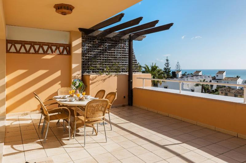 Malibu Mansions Apartments by Alfresco Stays - image 39