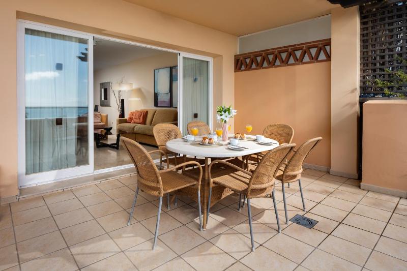 Malibu Mansions Apartments by Alfresco Stays - image 27