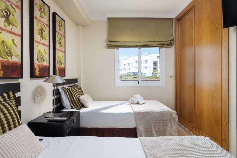 Malibu Mansions Apartments by Alfresco Stays - image 33