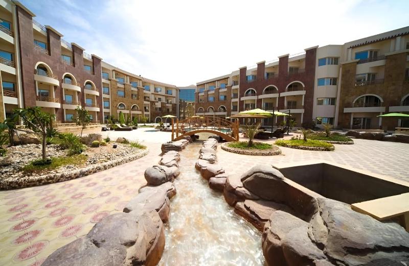 Royal Beach Premier Luxury Stay - image 23