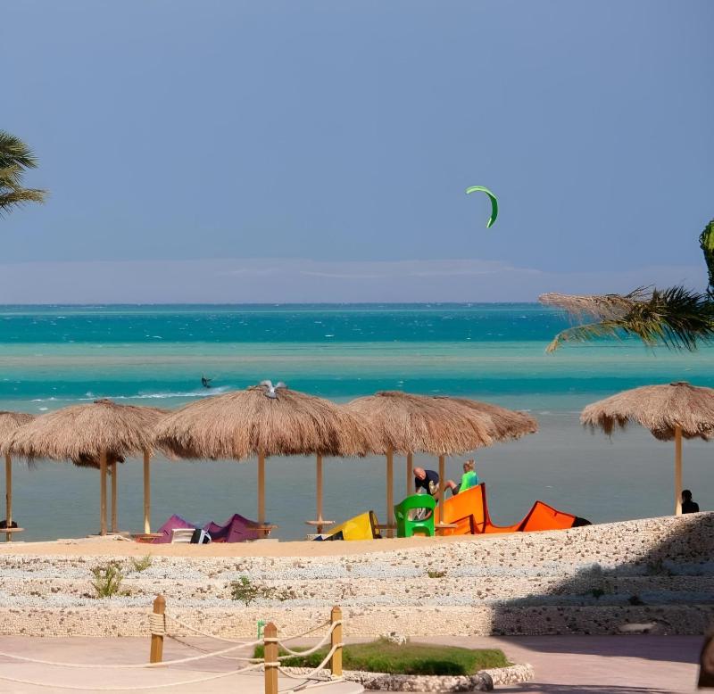 Royal Beach Premier Luxury Stay - image 7
