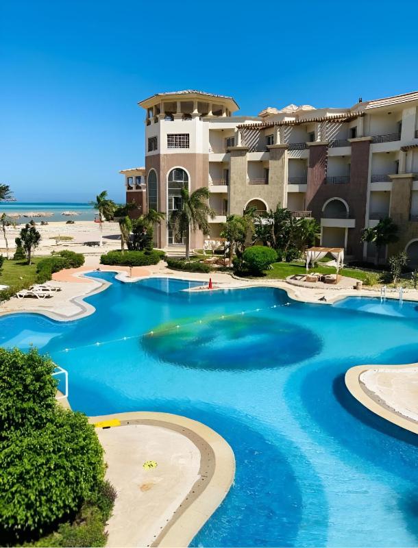Royal Beach Premier Luxury Stay - image 49