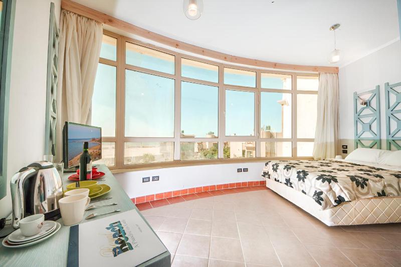 Royal Beach Premier Luxury Stay - image 36