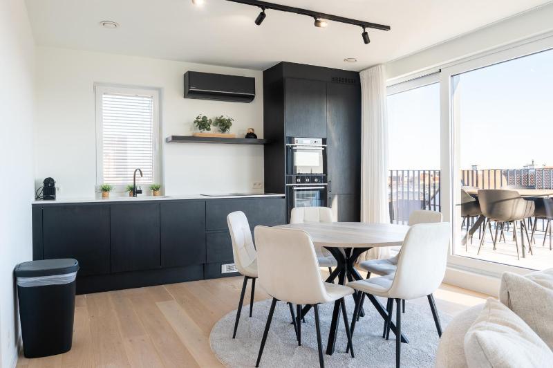 Stylish apartment in De Haan with Pool and garage - image 32