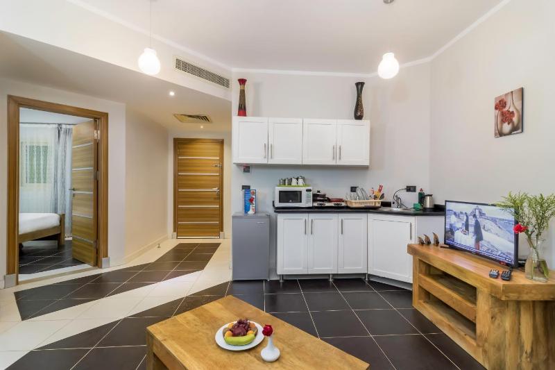 Royal Beach Premier Luxury Stay - image 20