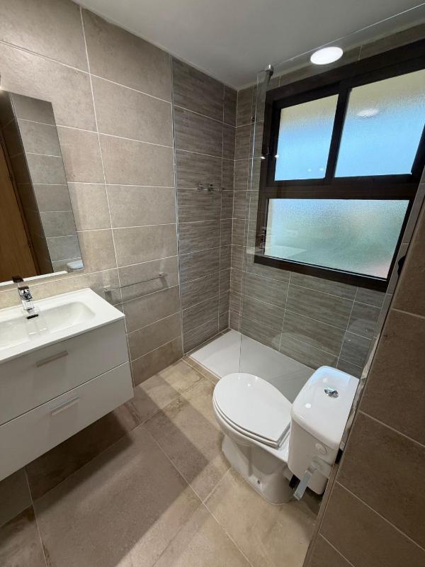 797 HOLIDAY RENTALS - Luminoso apartamento en Aloha playa - image 5