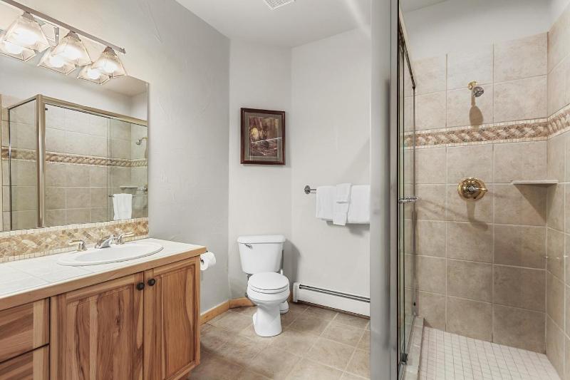 Chateau at Dyer Trail - image 26