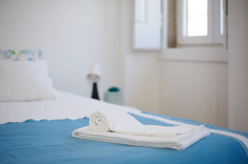 Cascais centre bright 65m2 apartment T2 at the perfect location - image 23