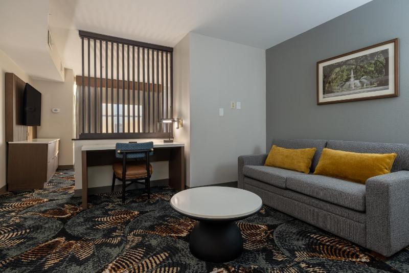 DoubleTree By Hilton Hotel Savannah Airport - image 21