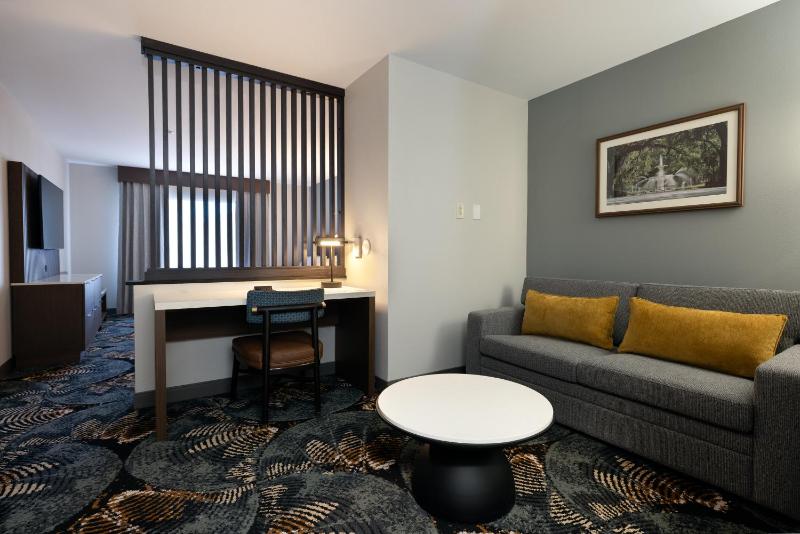 DoubleTree By Hilton Hotel Savannah Airport - image 20
