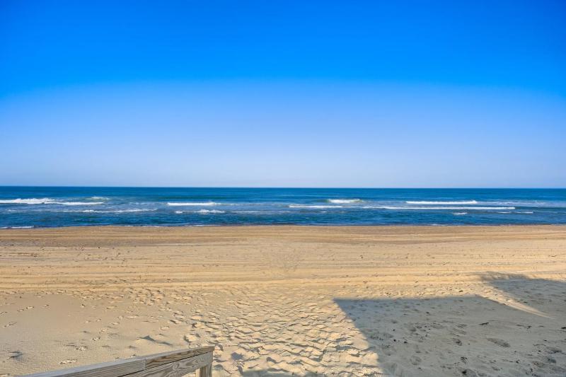 RC2 - Ocean's Outside - image 16