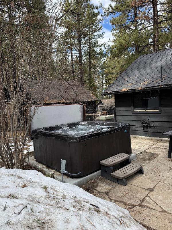The Hideaway Big Bear - image 6