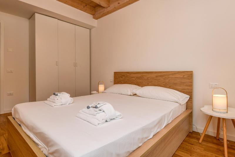 Peschiera Family Homes Fornaci - image 35