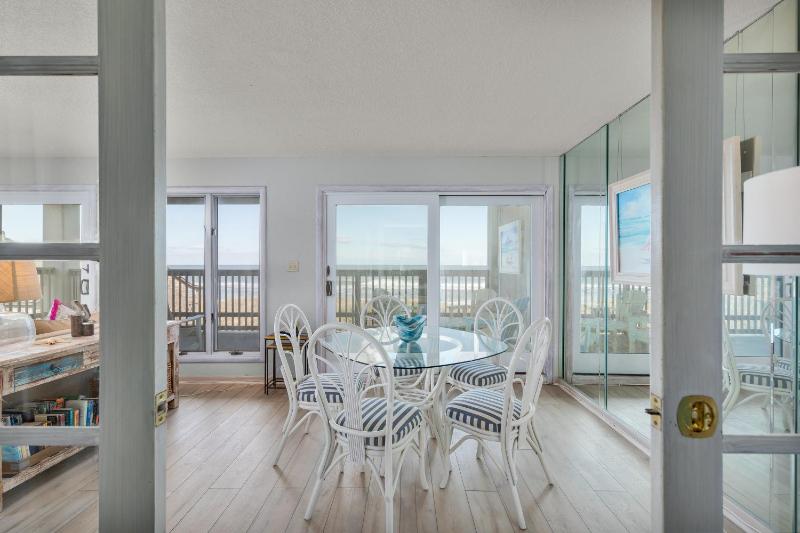 5604 - Seaside Retreat - image 15