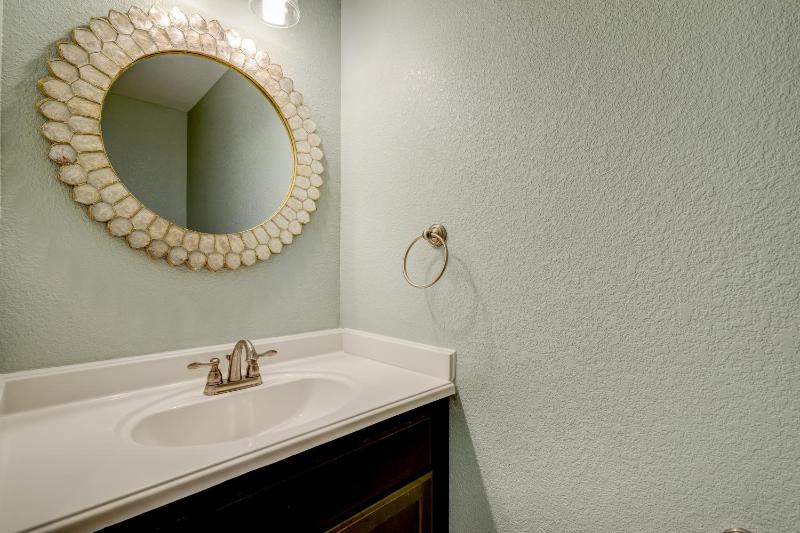 5376 - Wench's Pad 2 - image 32