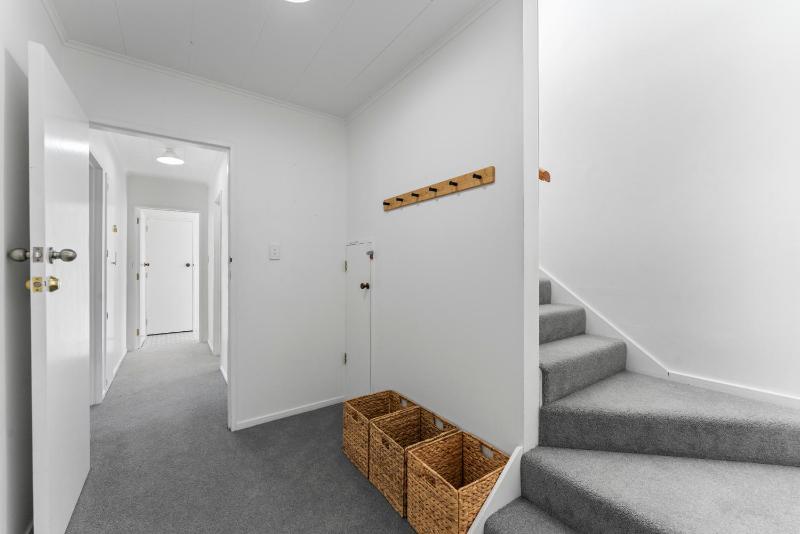 Jacksons - Two Mile Bay Holiday Home - image 7