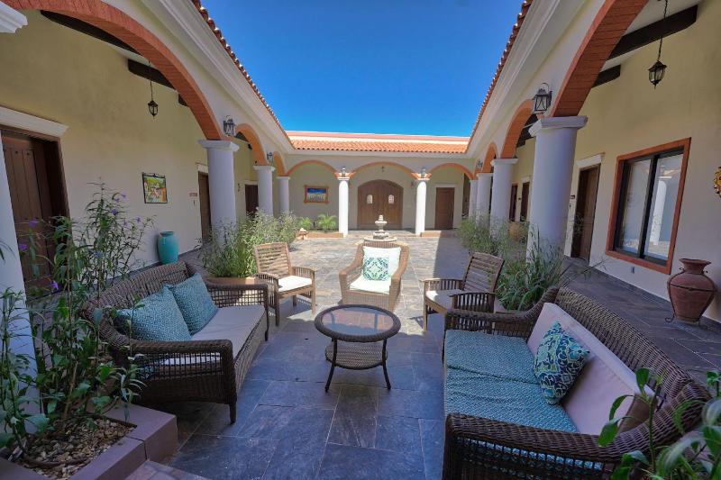 Seaside Hacienda 6 Bedrooms - image 7