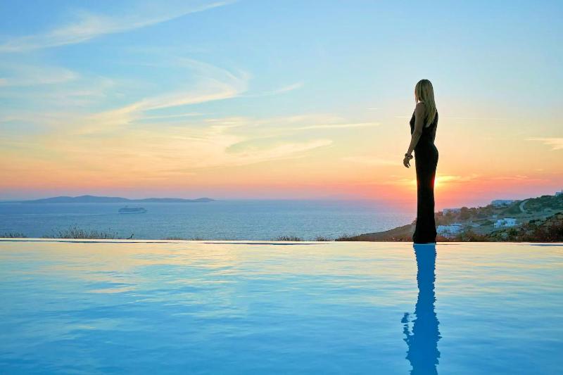Villa Houlakia Azure Mykonos Sea Views Private Pool Near Mykonos Town - image 9