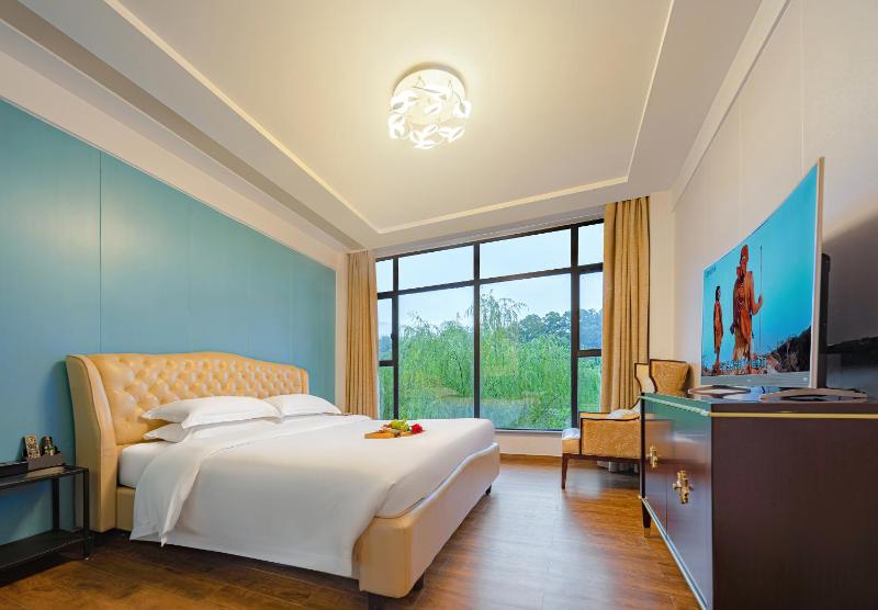 LeadingMen Riverview Hotel&Lift&Free Laundry &Book tickets &Downtown Location and Experienced tour guide service - image 10