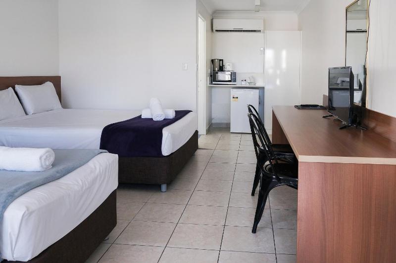 Sunshine Beach Resort - image 3