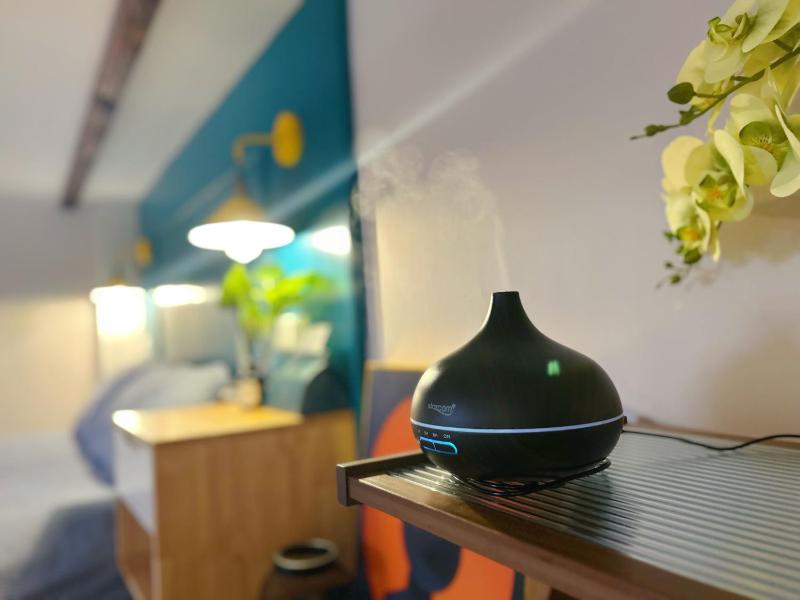 Shanghai Hills & ZINN City Bnb Near Line13 Mid Huaihai Rd & Changle Rd - image 12