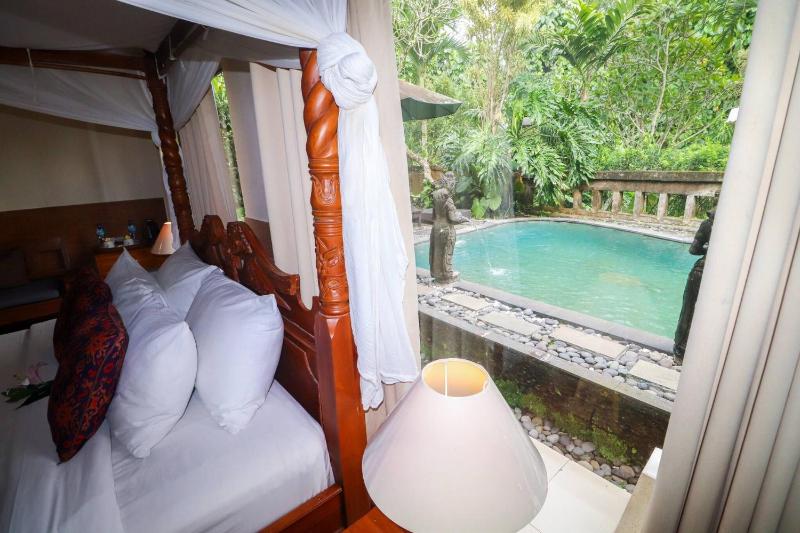 Ubud Garden View Suite Relaxing Pool Stay - image 1