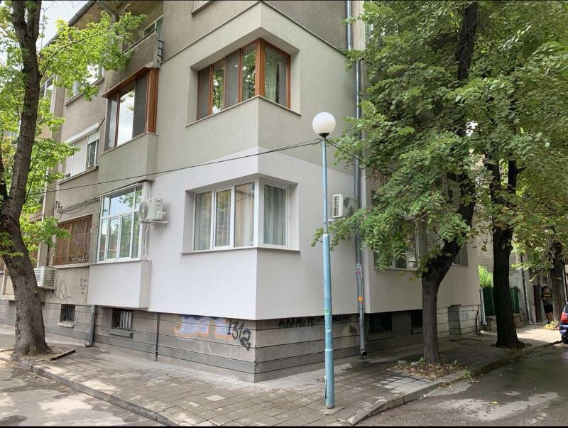 City Center Vintage Apartments - Walk Everywhere - image 2
