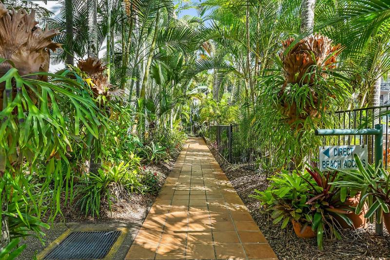 Best Tropical Luxury Lagoon Resort in Gold Coast ! - image 8