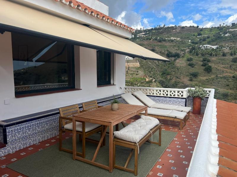 El Cocodrilo - Sea View Heated Pool - 10 min to beach - image 15