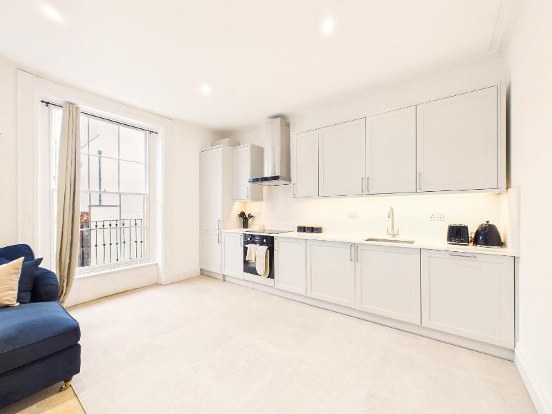 *NEW* Artisan Court | Central | Modern | Parking - image 9