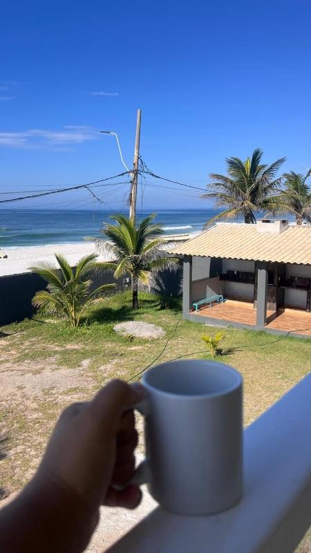 Casa frente ao mar pé na areia - image 10