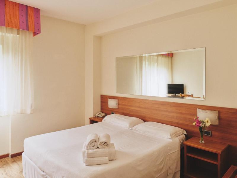 Ilgo Hotel - image 14