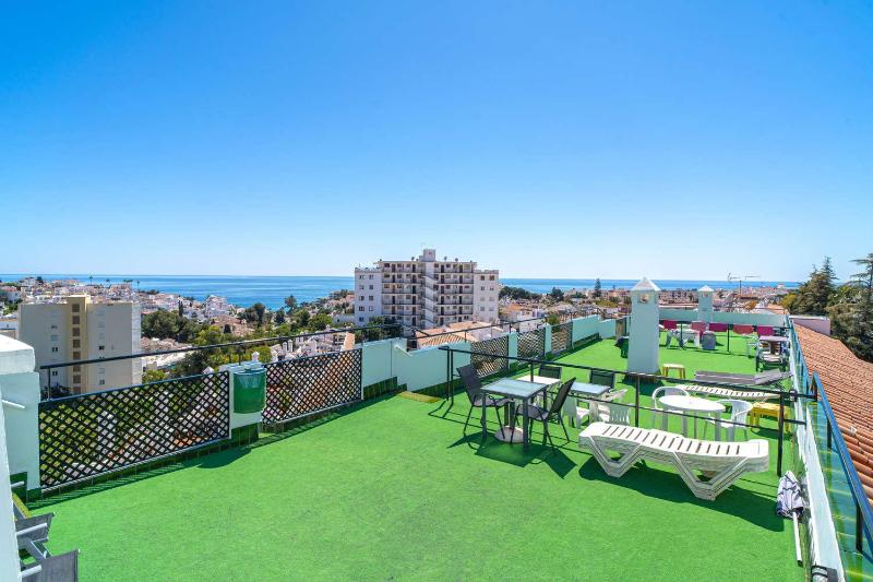 Verano Azul Casa Monica - Apartment with Sea Views & Pool Access - image 4