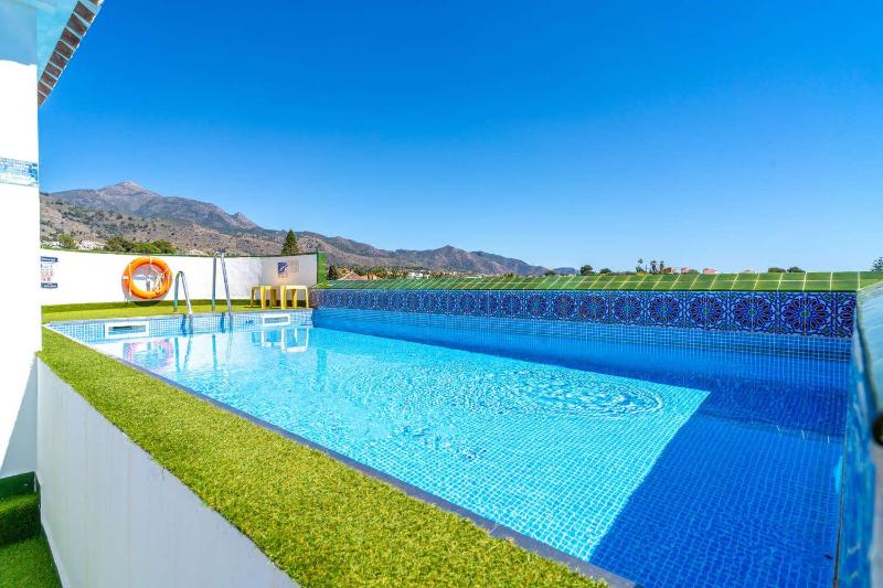 Verano Azul Casa Monica - Apartment with Sea Views & Pool Access - image 7