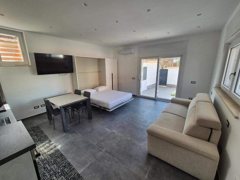 PALM BEACH HOUSE Fiumicino - image 19