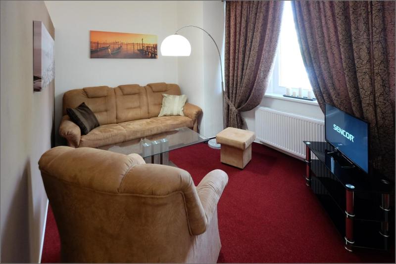 Apartment image 4