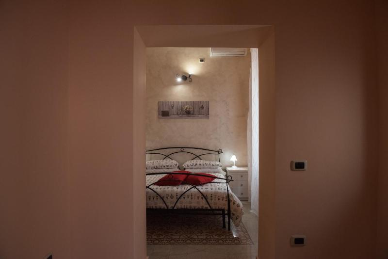 Deluxe Double Room with Shower image 4