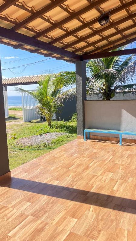 Casa frente ao mar pé na areia - image 24