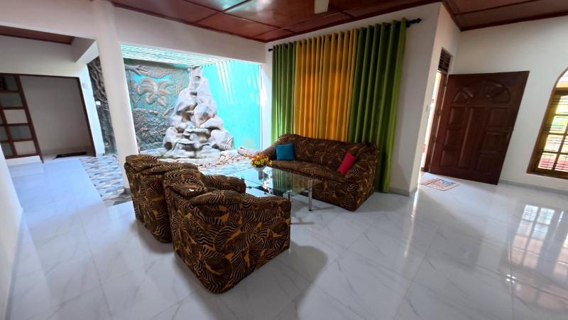 Diws Holiday Bungalow - image 9
