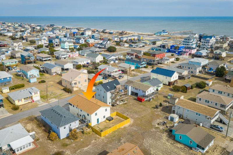 New Listing Walk to Beach Hot Tub & Games - image 23