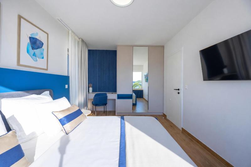 Apartments Dernaj - image 17