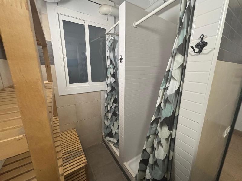 Tarragona Hostel - image 33