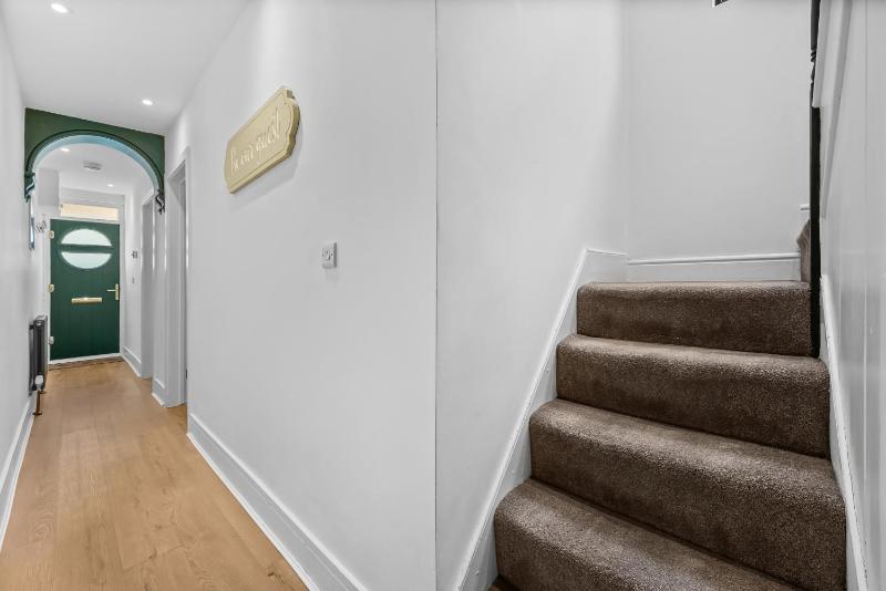 Large Luxury 4 Bed Chic House Southampton Centre Great for groups! Parking available Sleeps 7- By Blue Puffin Stays - image 20