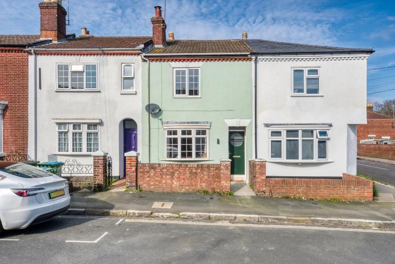Large Luxury 4 Bed Chic House Southampton Centre Great for groups! Parking available Sleeps 7- By Blue Puffin Stays - image 12