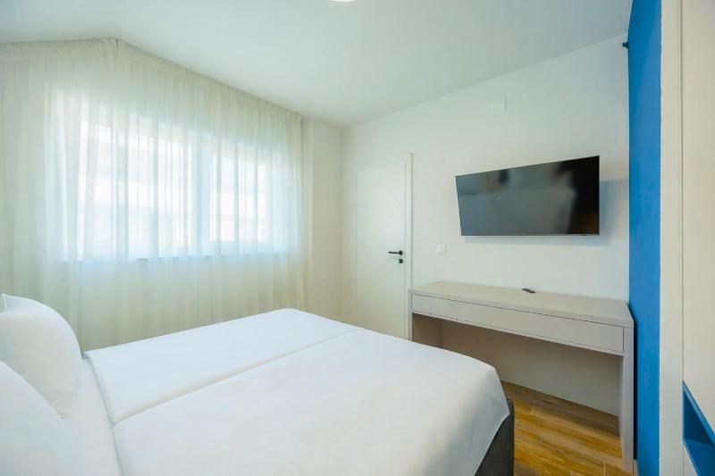 Apartments Dernaj - image 39