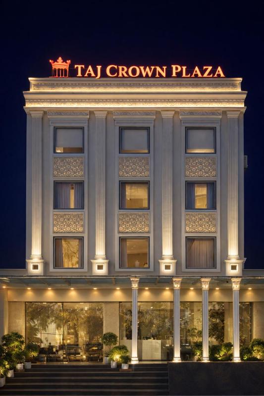 The Taj Crown Plaza - image 15