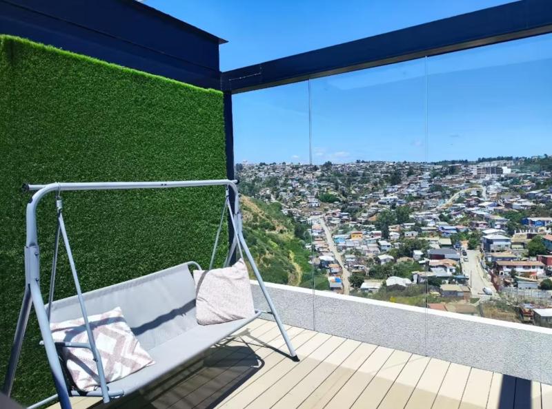 Descansa en Viña estudio con piscina y terraza - image 2