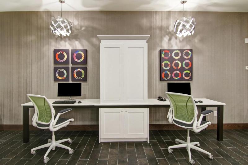Home2 Suites By Hilton Edmonton South - image 6