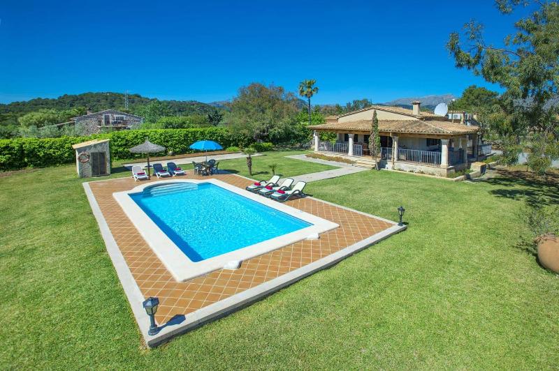 Villa Monserrat by Villa Plus - image 26