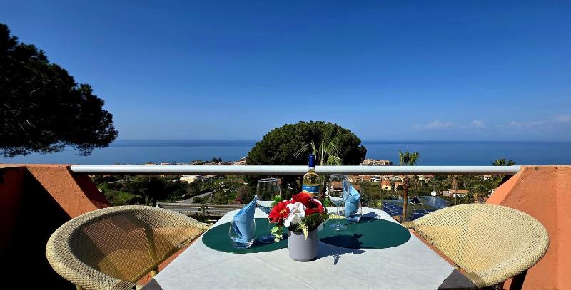 Hotel Calysea Tropea - Breakfast & Brunch Until 13-00 Included - Free Private Parking - image 44